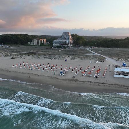 Allure Beach Resort Aparthotel Πριμόρσκο Εξωτερικό φωτογραφία