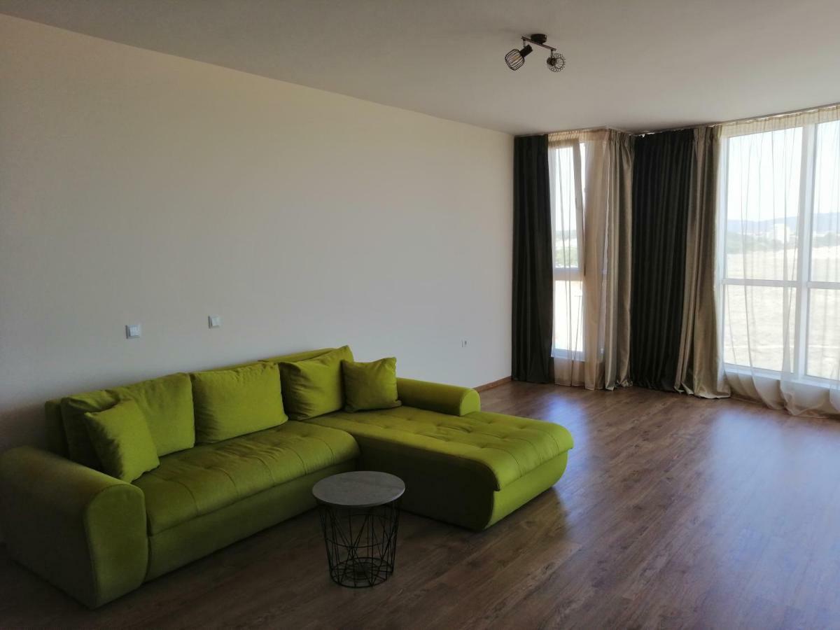 Allure Beach Resort Aparthotel Πριμόρσκο Δωμάτιο φωτογραφία
