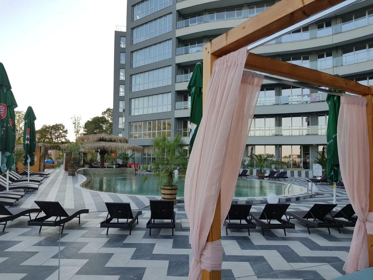 Allure Beach Resort Aparthotel Πριμόρσκο Εξωτερικό φωτογραφία